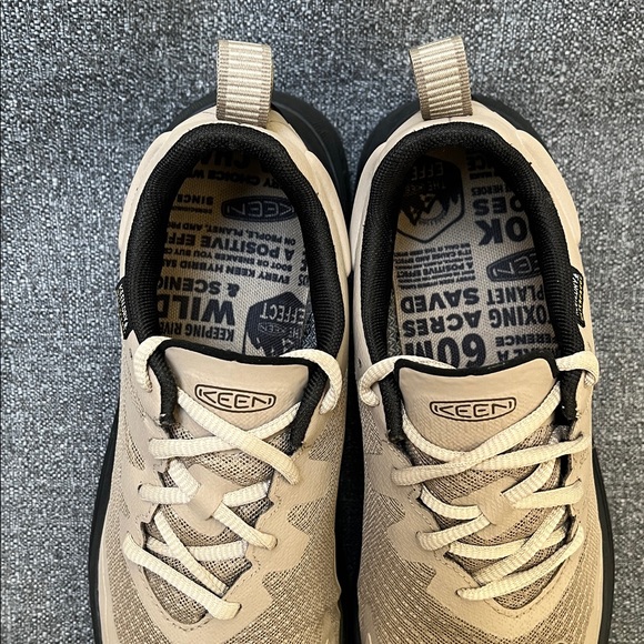 Keen WK400 Waterproof Walking Shoe - Picture 3 of 10